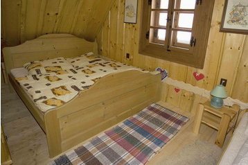 Slovaquie Chata Lom nad Rimavicou, Extérieur